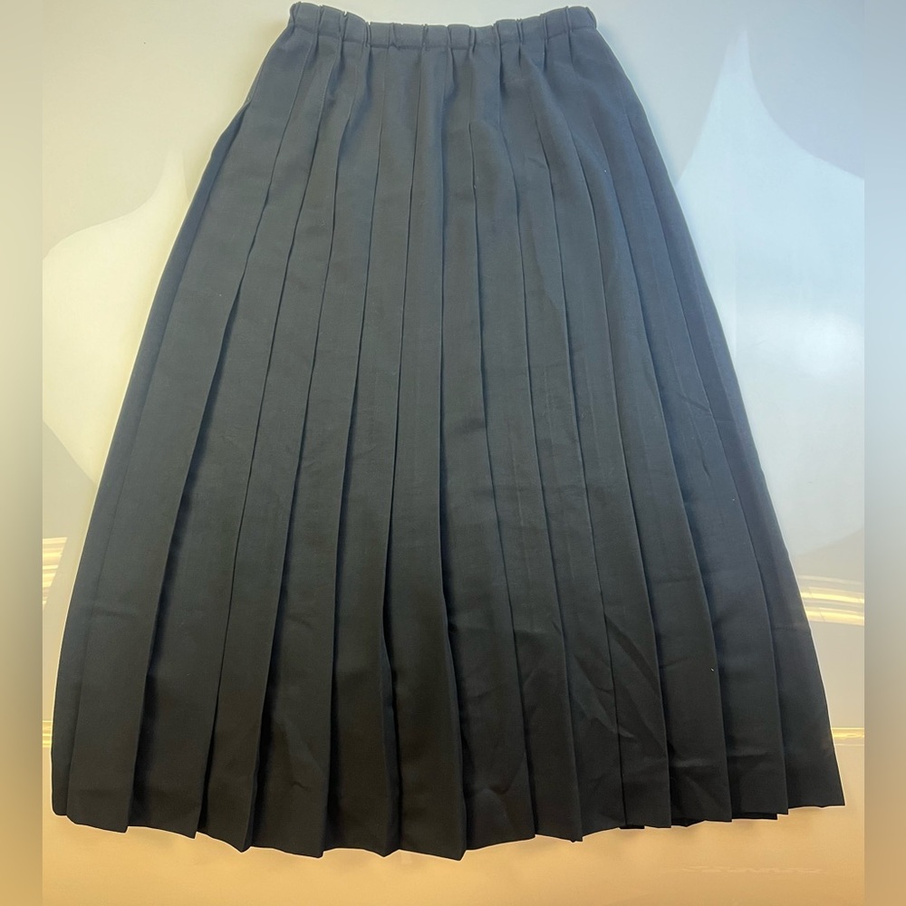Susan Bristol Black Pleated Skirt r88-26 - Picture 5 of 5